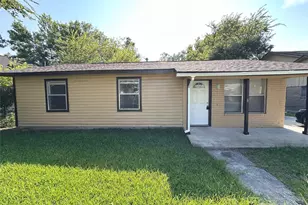 2514 Avenue B, Dickinson, TX 77539 - Photo 1