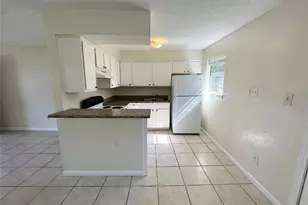 2514 Avenue B, Dickinson, TX 77539 - Photo 4