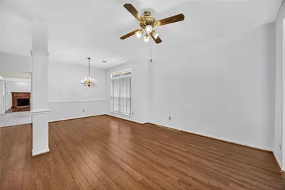 88 Laughing Brook Court, The Woodlands, TX 77380 - Photo 2