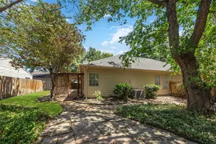 88 Laughing Brook Ct, The Woodlands, TX 77380 - Photo 24