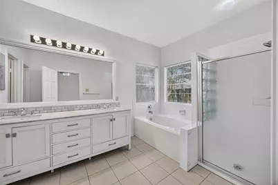 88 Laughing Brook Court, The Woodlands, TX 77380 - Photo 14