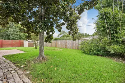 9418 Meadowbriar Lane, Houston, TX 77063 - Photo 20
