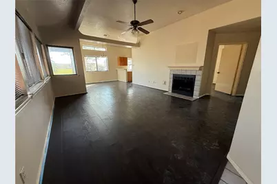 8109 Catalpa Street, Texas City, TX 77591 - Photo 4