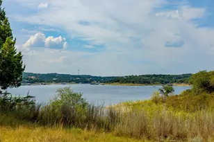 156 Lakefront Dr, Point Venture, TX 78645 - Photo 2