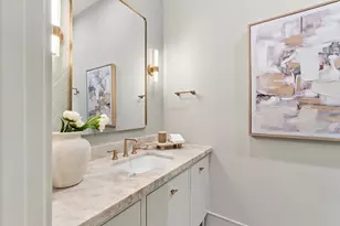 711 E 12th St, Houston, TX 77008 - Photo 6
