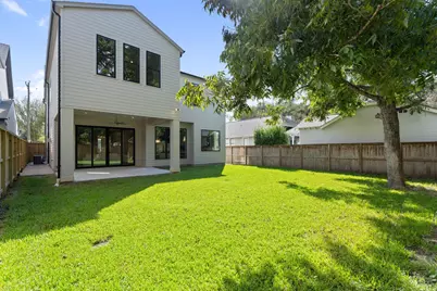 711 E 12th Street, Houston, TX 77008 - Photo 14