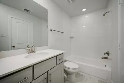 945 Wakefield Drive, Houston, TX 77018 - Photo 22