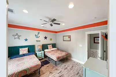 2025 Vista Drive, Crystal Beach, TX 77650 - Photo 18