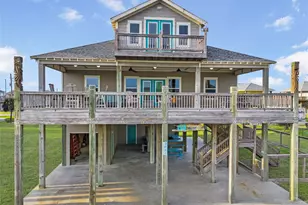 2025 Vista Dr, Crystal Beach, TX 77650 - Photo 4