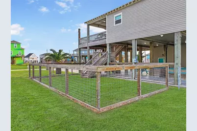 2025 Vista Drive, Crystal Beach, TX 77650 - Photo 24