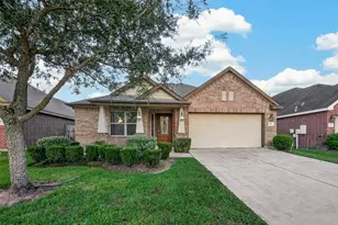6807 Peach Mill Ln, Dickinson, TX 77539 - Photo 4