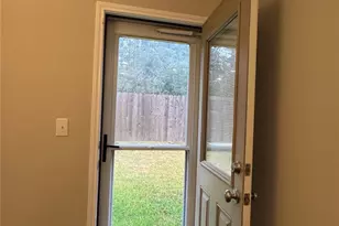 10473 Pineland Dr, Willis, TX 77378 - Photo 28