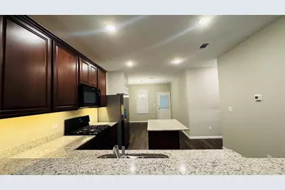 10473 Pineland Drive, Willis, TX 77378 - Photo 16