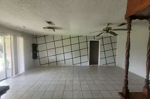 2709 21st Ave N, Texas City, TX 77590 - Photo 10