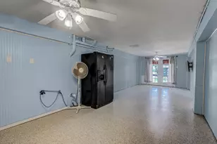 784 Marlin, Hitchcock, TX 77563 - Photo 18