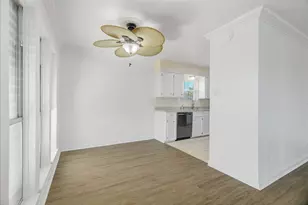 784 Marlin, Bayou Vista, TX 77563 - Photo 12