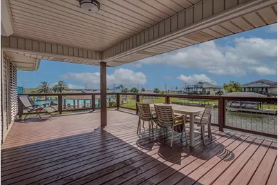 784 Marlin, Hitchcock, TX 77563 - Photo 4