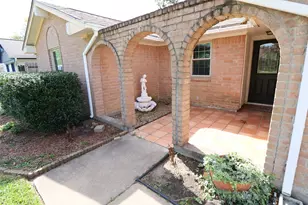 5331 Inwood Dr, Katy, TX 77493 - Photo 2