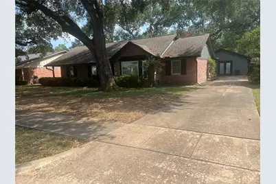 7819 Skyline Drive, Houston, TX 77063 - Photo 2