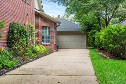23 Saint Simons Court, Sugar Land, TX 77479 - Photo 40
