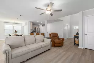 1210 Millpointe Ln, Dayton, TX 77535 - Photo 6