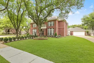 210 Wilkins Crossing, Sugar Land, TX 77479 - Photo 4