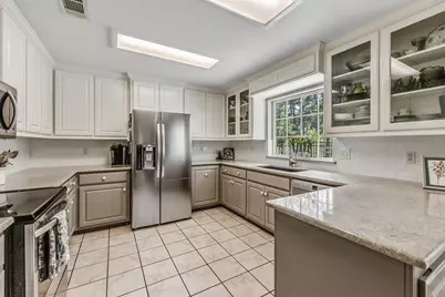 1900 Camellia Drive, Huntsville, TX 77340 - Photo 14