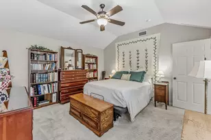 1900 Camellia Dr, Huntsville, TX 77340 - Photo 4