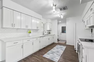 417 Brookdale Dr, League City, TX 77573 - Photo 10