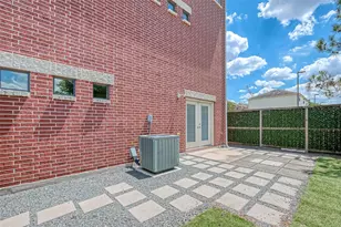 650 Westcross St, Houston, TX 77018 - Photo 28