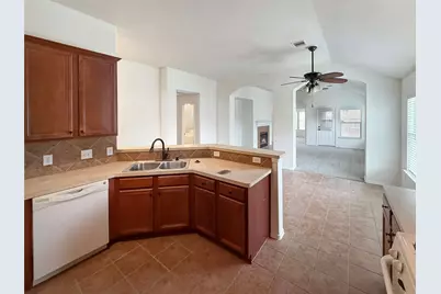 19531 S Village Of Bridgestone Lane, Spring, TX 77379 - Photo 10