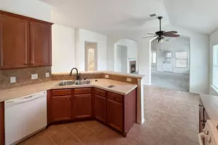 19531 S Village Of Bridgestone Ln, Spring, TX 77379 - Photo 10