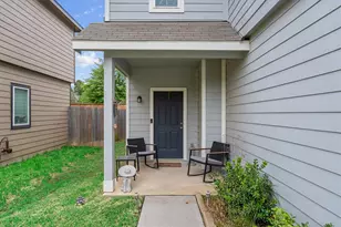 1325 Mount Bassie Trl, Conroe, TX 77301 - Photo 6