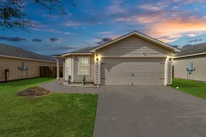 985 Lake View Circle W, Brookshire, TX 77423 - Photo 2