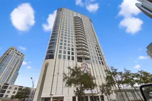 1409 Post Oak Blvd, Houston, TX 77056 - Photo 2