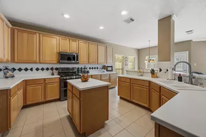 18939 Hikers Trail Drive, Humble, TX 77346 - Photo 12