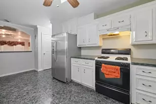 2719 Richmond St, Needville, TX 77461 - Photo 10