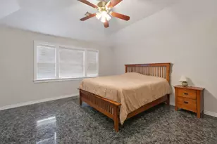 2719 Richmond St, Needville, TX 77461 - Photo 14
