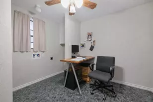 2719 Richmond St, Needville, TX 77461 - Photo 8