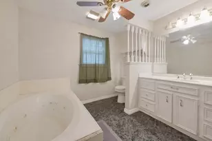 2719 Richmond St, Needville, TX 77461 - Photo 14