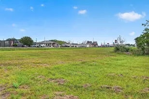 2719 Richmond St, Needville, TX 77461 - Photo 28