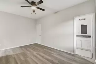 2521 Maple Ave, Liberty, TX 77575 - Photo 20