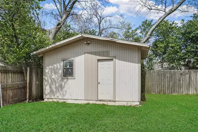 309 Pecore Street, Houston, TX 77009 - Photo 34