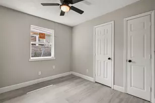 4755 Wilmington St, Houston, TX 77033 - Photo 14