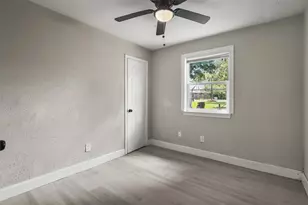 4755 Wilmington St, Houston, TX 77033 - Photo 16