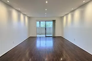 8523 Hearth Dr, Houston, TX 77054 - Photo 1