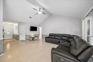 21015 Waymare Ln, Spring, TX 77388 - Photo 4