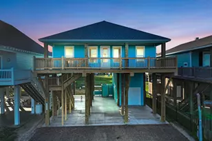 1221 Gulf Rd, Crystal Beach, TX 77650 - Photo 6