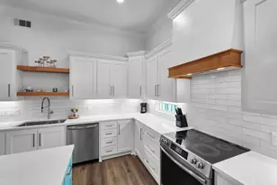 1221 Gulf Rd, Crystal Beach, TX 77650 - Photo 36