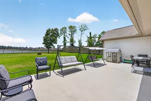 12324 N Chestnut Hls Dr, Conroe, TX 77303 - Photo 20